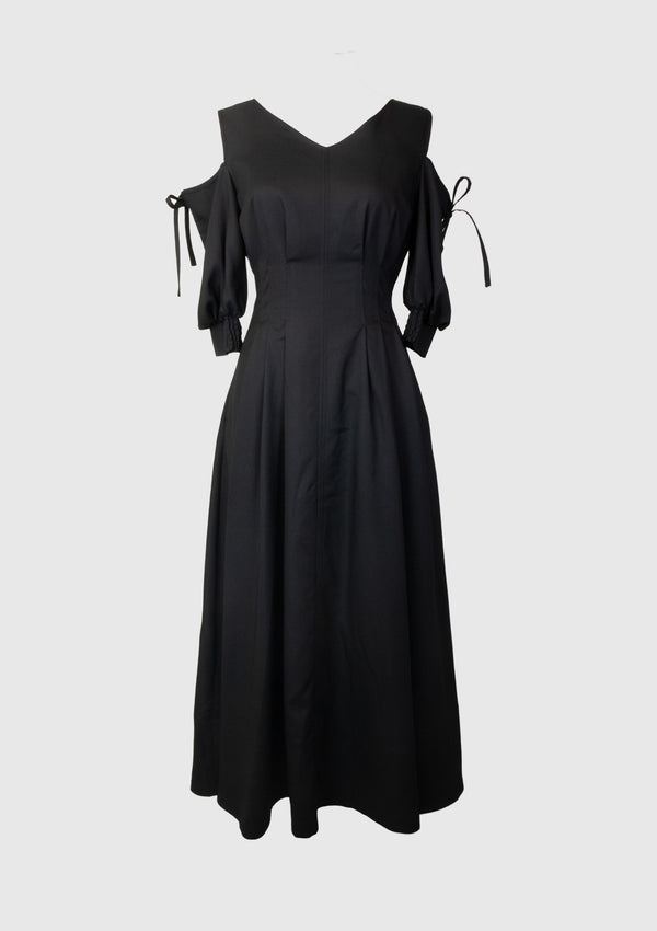 V Neck Gathered Cold Shoulder Waist Tuck Flare Dress in Black