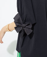 Round-Neck Half-Sleeve Ribbon Cuff Blouse in Black