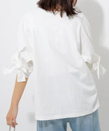 Round-Neck Half-Sleeve Ribbon Cuff Blouse in Off White