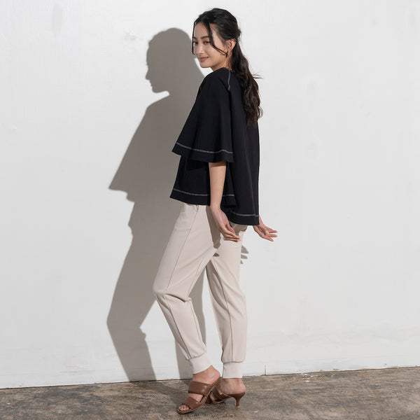 Contrast Stitching Flare Blouse in Black