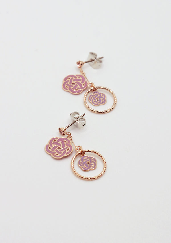 Plum Blossom Knot Motif Earrings in Pink