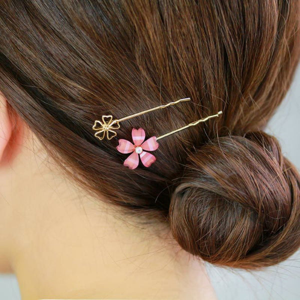 Sakura x Diamante Motif Hair Pin in Pink