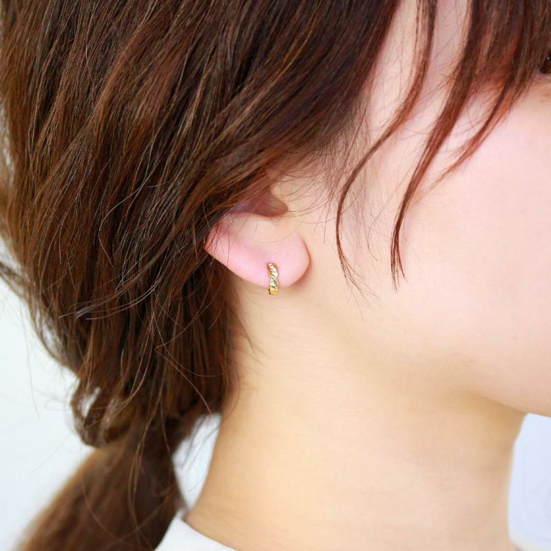 Embellished Twisted D-Hoop Earrings in Pink Gold