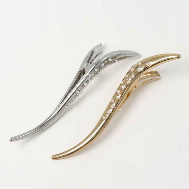 Beak Hair Clip With Faux Pearl in Silver