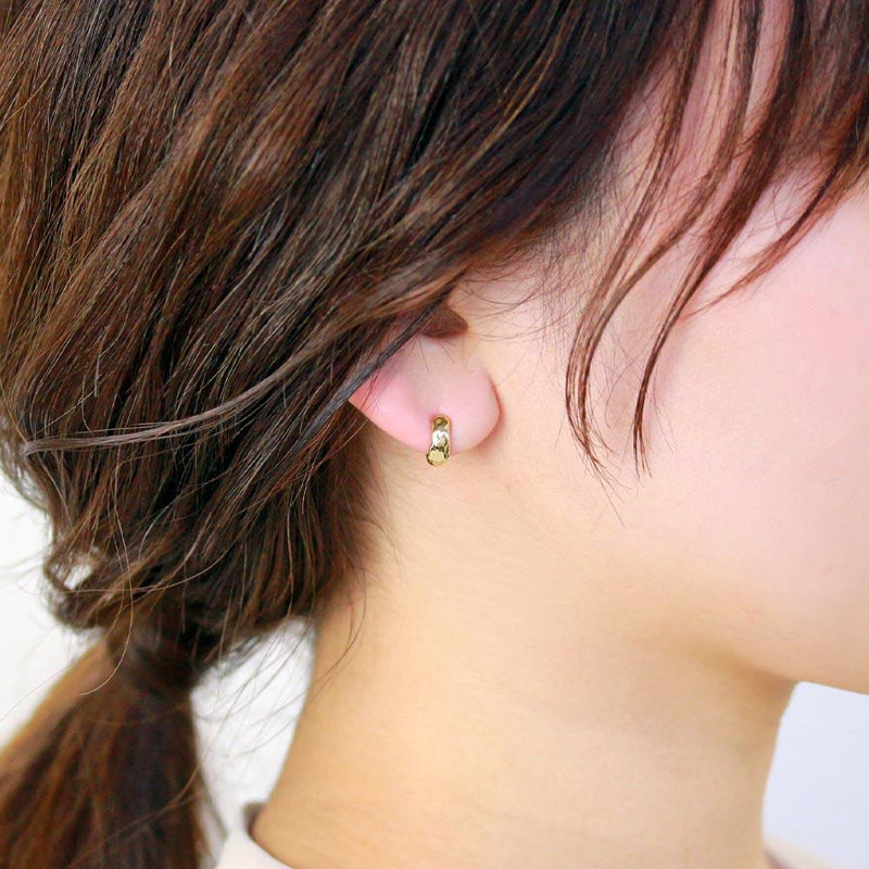 Textured Hinged D-Hoop Earrings in Silver