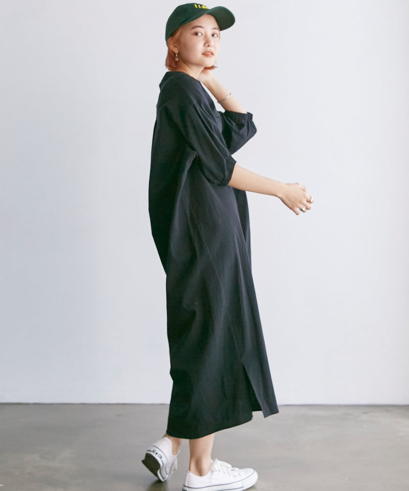 V-Neck Half-Sleeve Midi Dress in Black