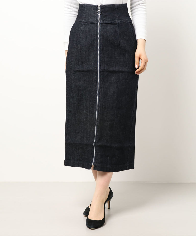 High-Waisted Zip-Front I-Line Denim Skirt in Denim Dark
