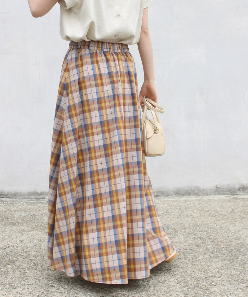 Plaid Flare Maxi Skirt with Elastic Waist in Brown