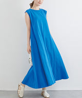 Round-Neck Cap-Sleeve Flare Maxi Dress in Blue