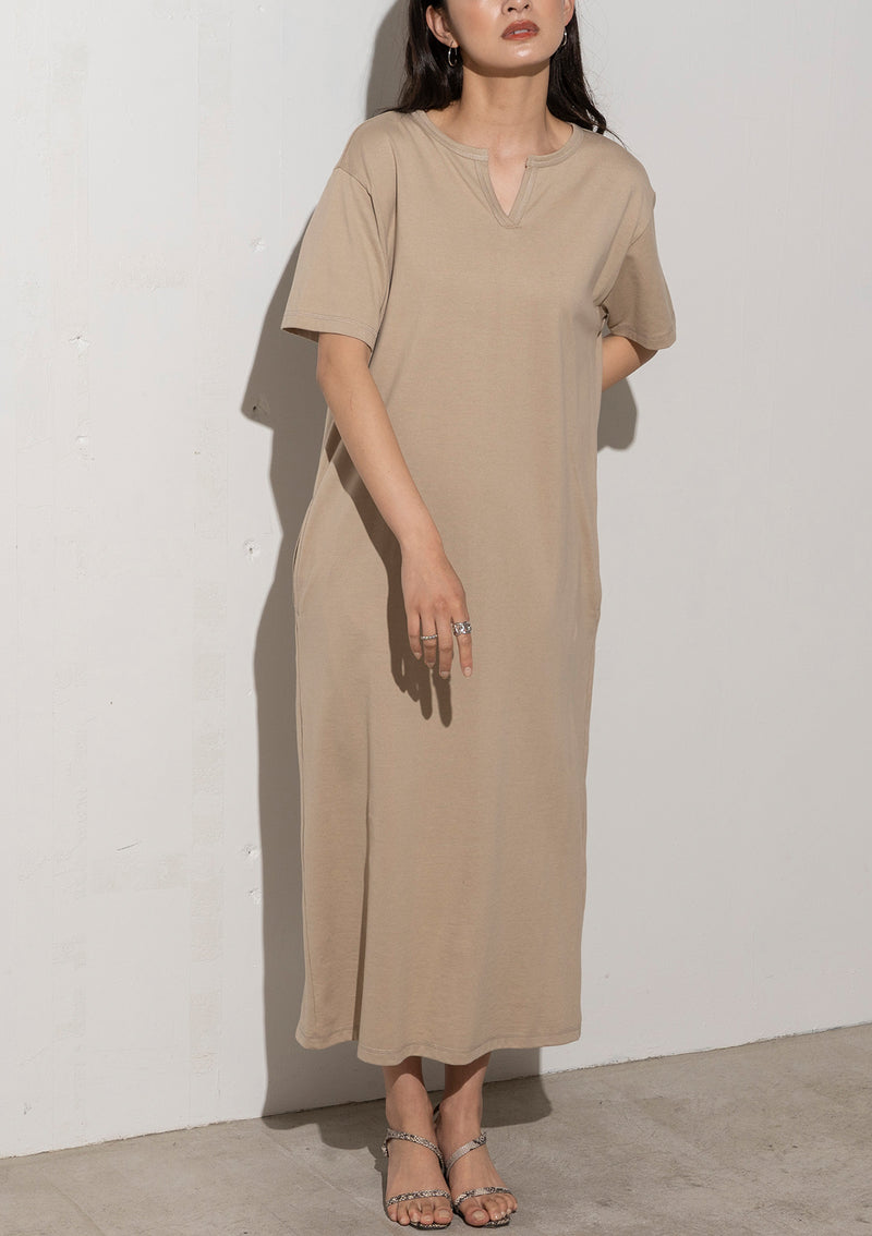 Short Sleeve Back-Slit Cotton Dress in Beige