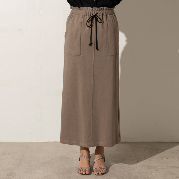Cotton Back-Slit I-line Skirt in Grey