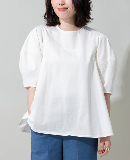 Cocoon-Sleeve Button-Back Flared Blouse in White