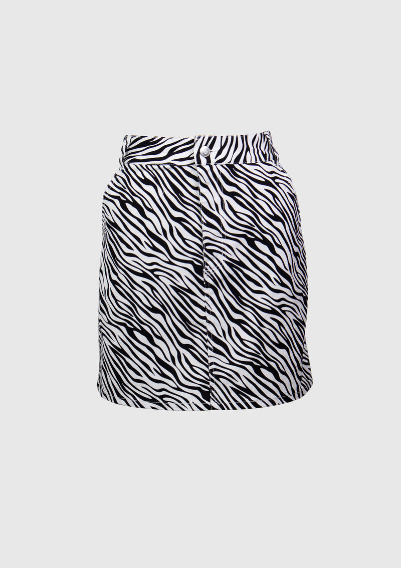 Animal Print Fitted Mini Skirt in White Zebra