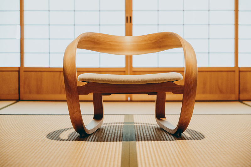 Cedar Curve-Back Low Chair