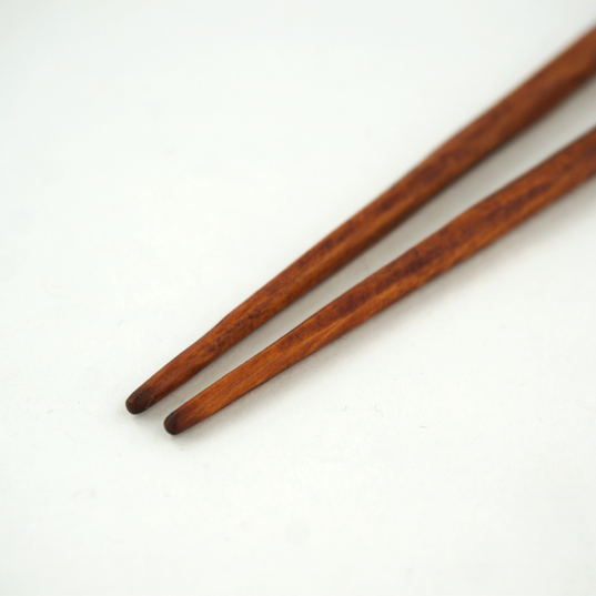 CROWN Tensoge Chopsticks in Brown & Black-Gold