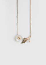 Daisy x Leaf Motif Pendant Necklace in Gold