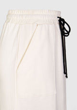 Cotton Back-Slit I-line Skirt in White