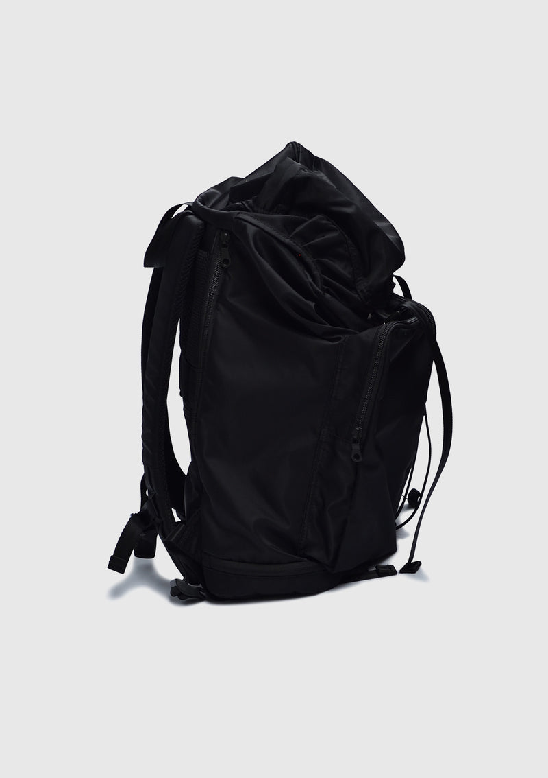 013_Reznor Chaos Lid Backpack in Black