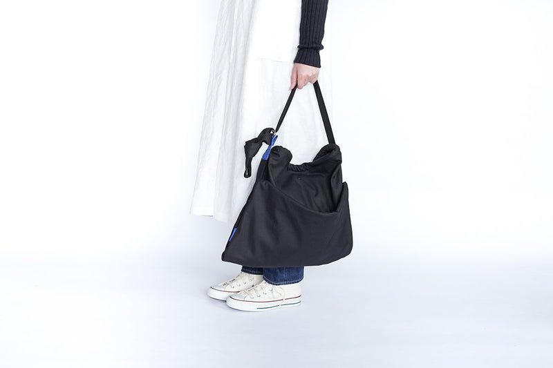 LIKE A HARVEST Multi-Way Bag in Black