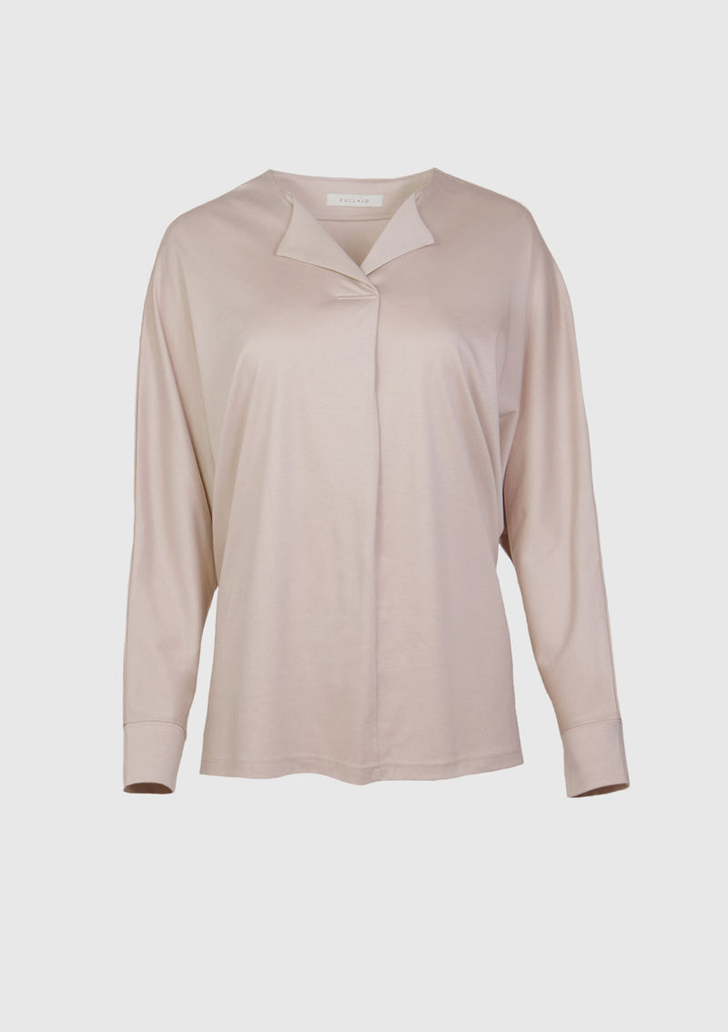 Skipper Collar Blouse with Dolman-Sleeves in Beige