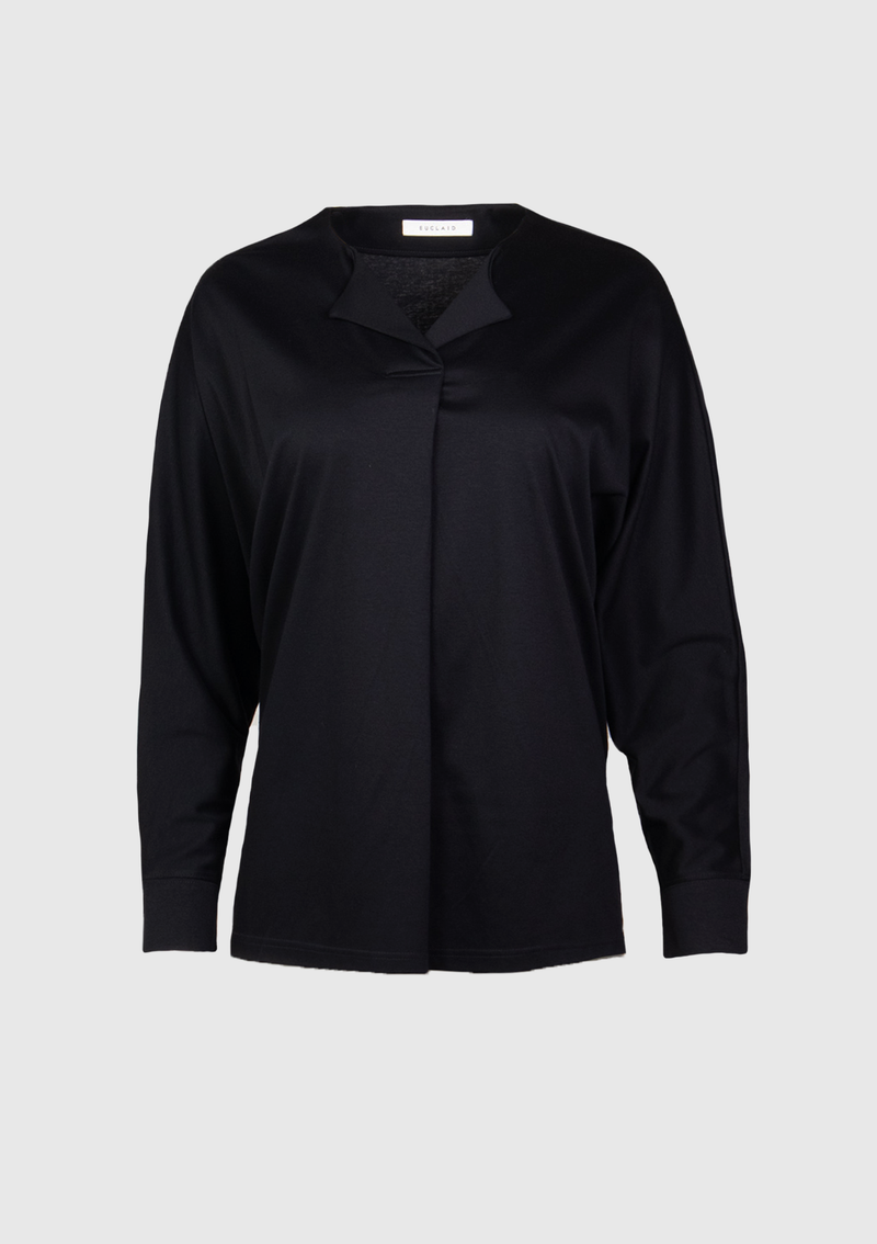 Skipper Collar Blouse with Dolman-Sleeves in Black