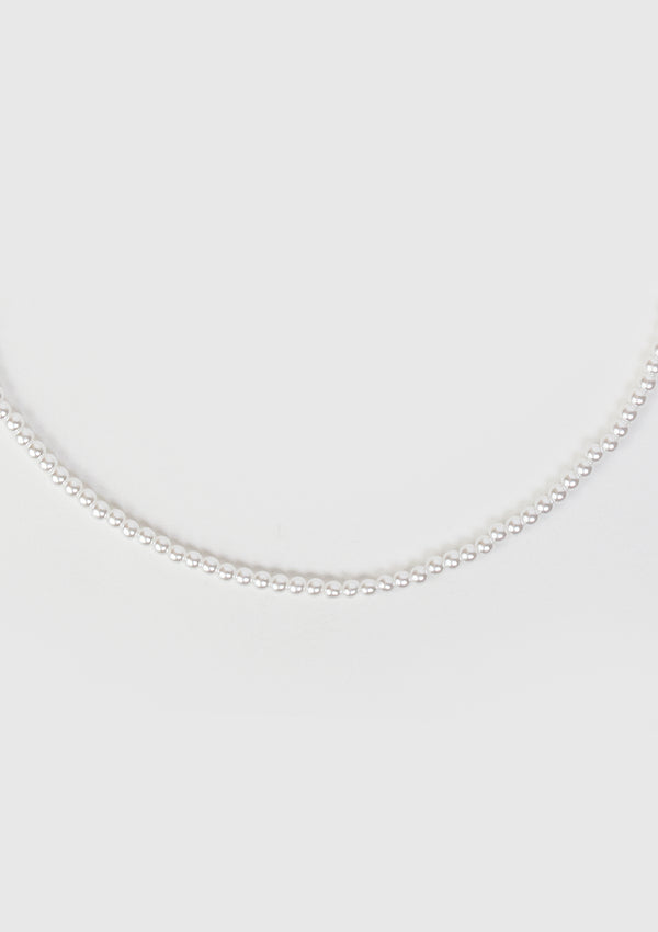 Small Irregular Pearl Necklace in White