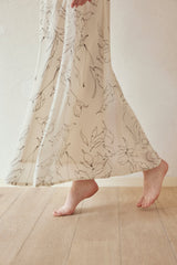 High-Waist Printed Flare Skirt in White Multi