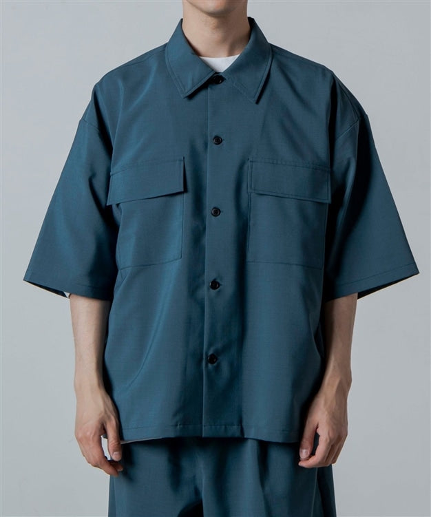 Boxy Flap-Pocket Workman Shirt with Contrast Buttons in Teal