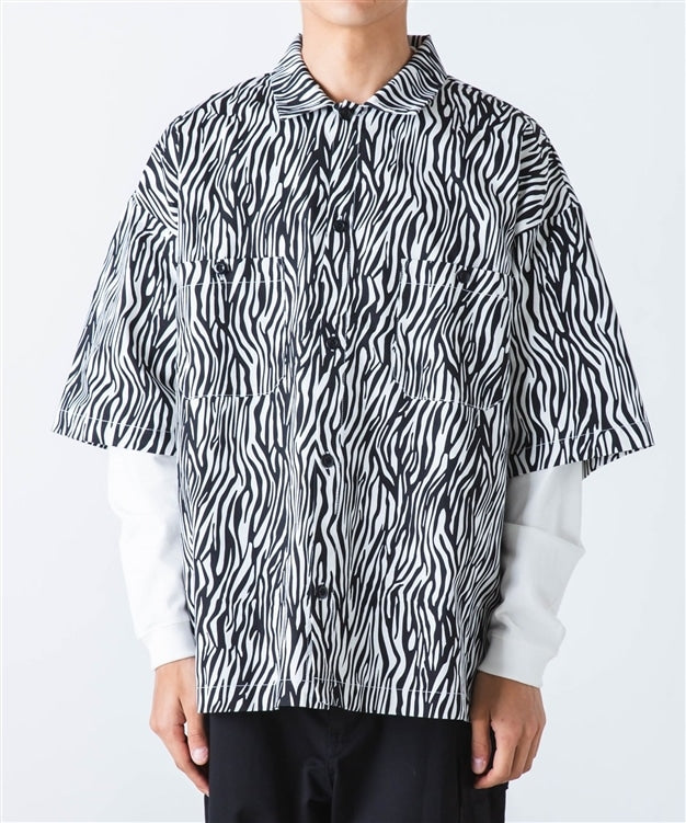 2-Pocket Boxy Workman Shirt in Zebra Print