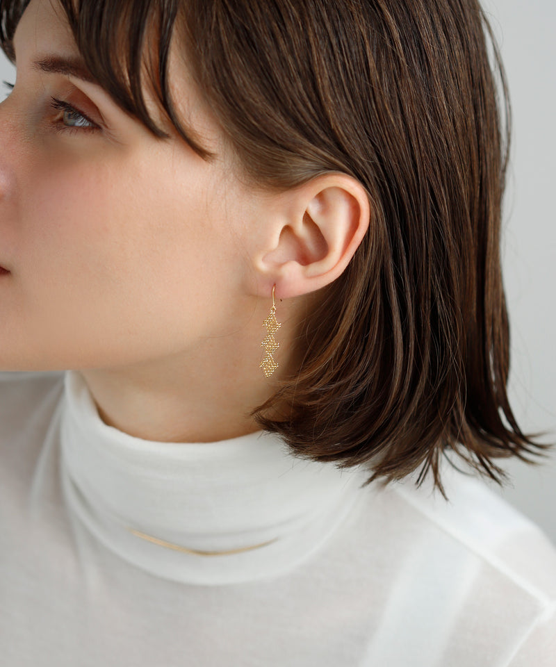 CHANDELIER Trapezium Earrings in Gold