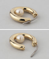 Hinged Hoop Earrings with Pearls in Gold
