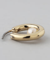 Hinged Hoop Earrings with Pearls in Gold