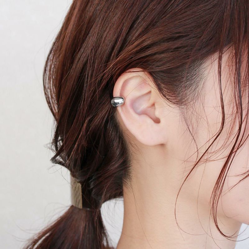 Voluminous Rounded Ear Cuff in Silver