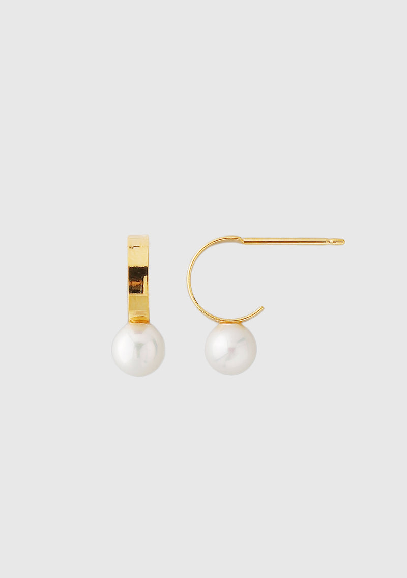 Pearl & Curl Earrings in Gold