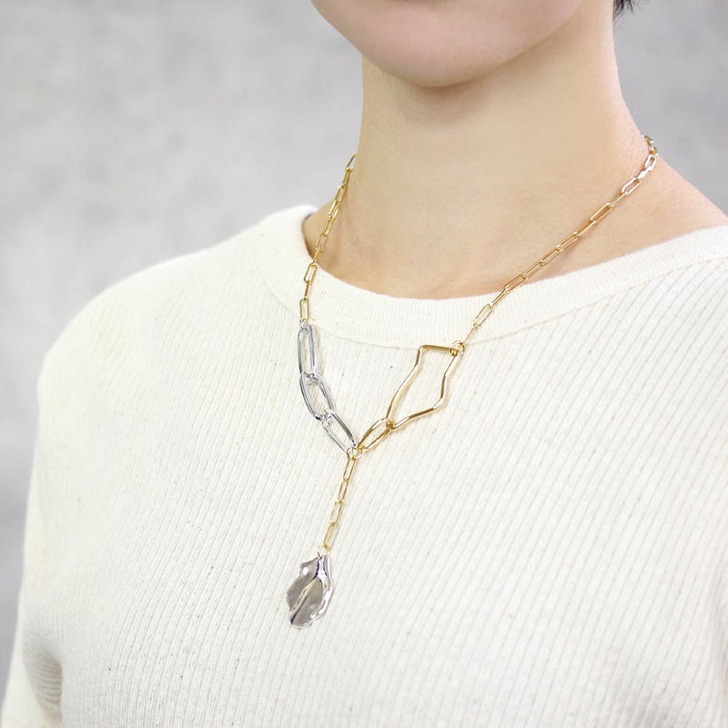 Asymmetric Chain Necklace in Gold with Hammered Pendant