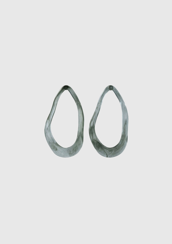 Organic Wavey Tear-Drop Earrings in Green