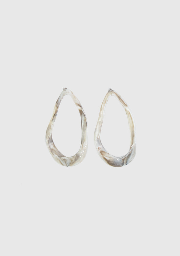 Organic Wavey Tear-Drop Earrings in Ivory